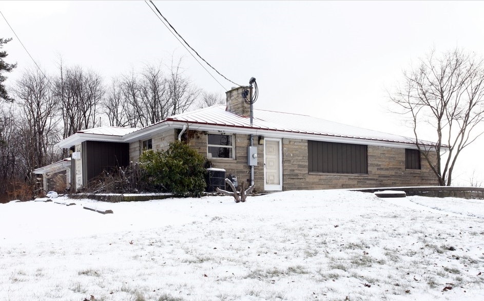 16480 Saint Clair Ave, East Liverpool, OH for sale - Primary Photo - Image 1 of 1