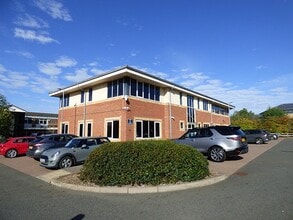 Topaz W, Bromsgrove to rent Building Photo- Image 1 of 6