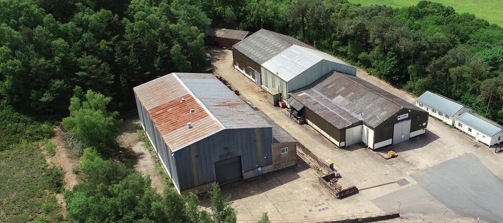 Blackhill Quarry, Woodbury to rent - Building Photo - Image 2 of 3