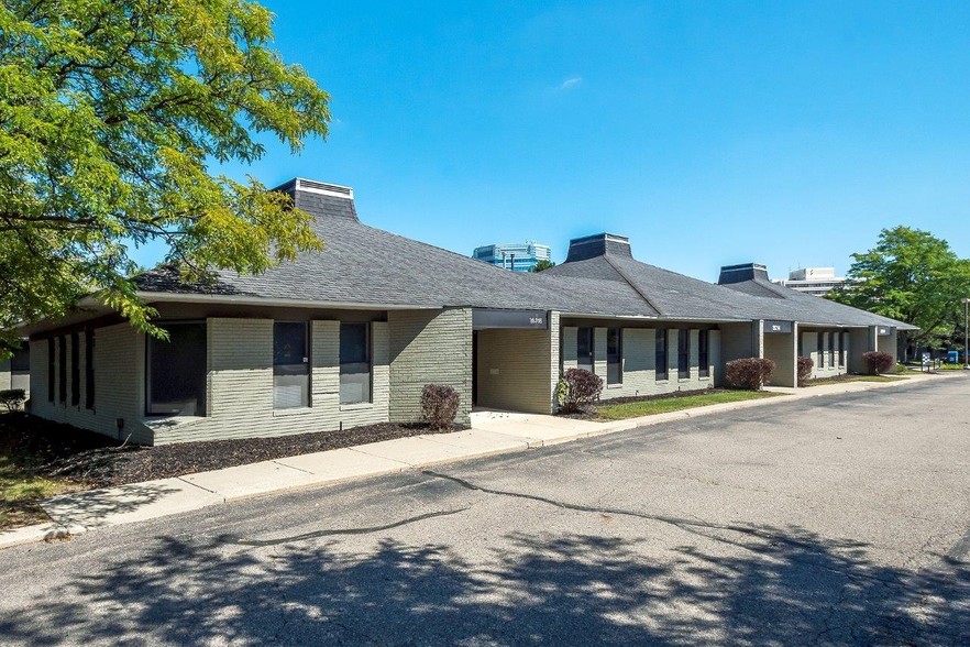 28280-28290 Franklin Rd, Southfield, MI for rent - Building Photo - Image 2 of 6