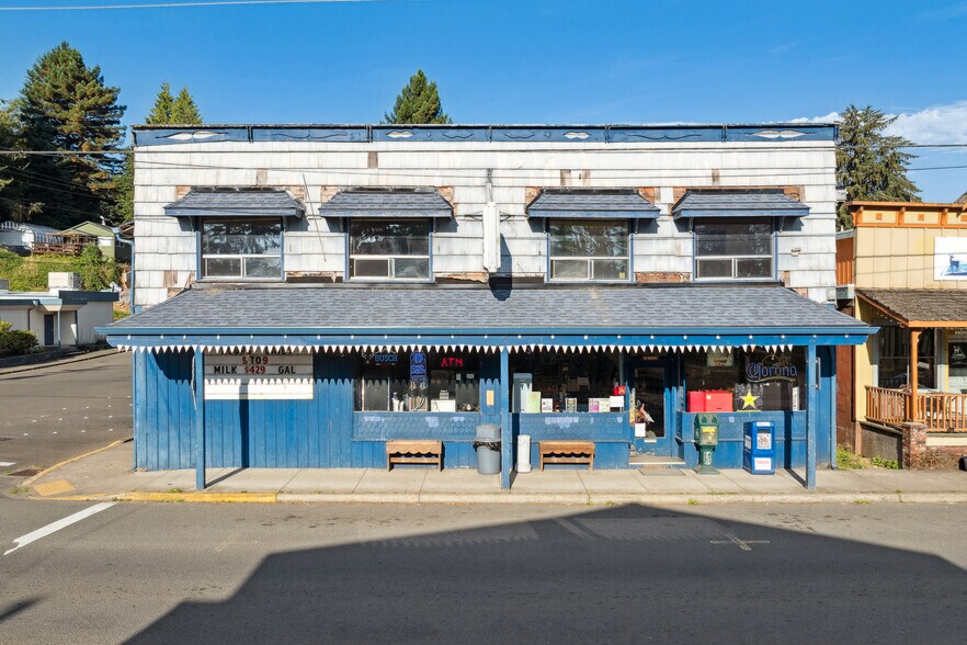 35800 7th St, Nehalem, OR for sale - Primary Photo - Image 1 of 38