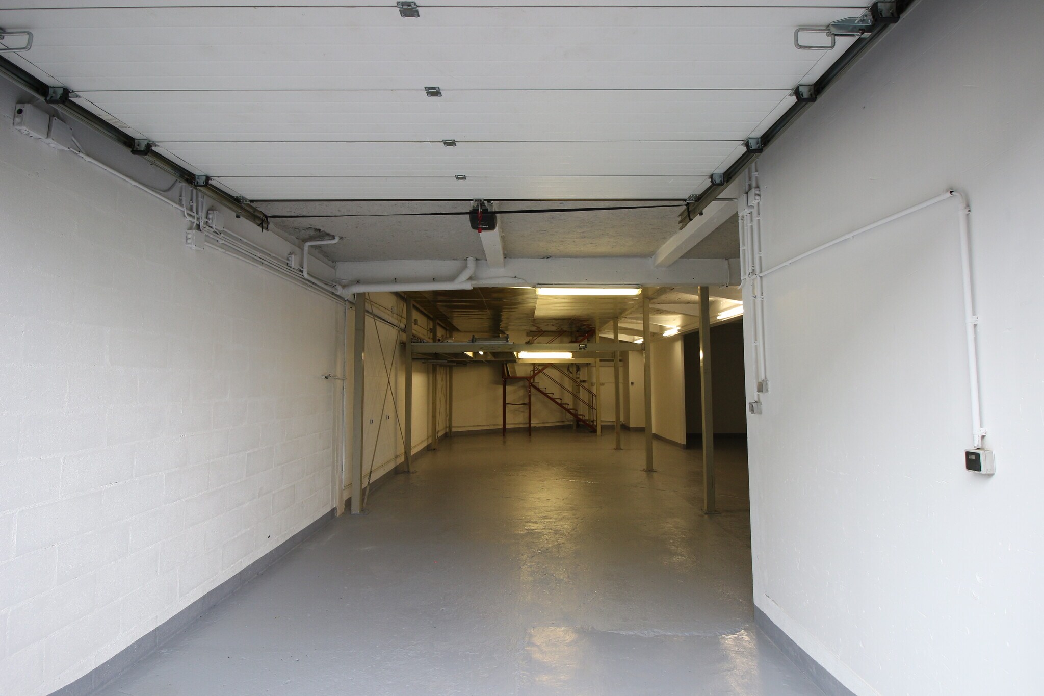 Industrial in Champigny-sur-Marne to rent Primary Photo- Image 1 of 5