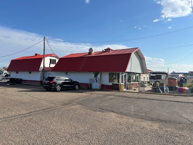 2210 Valley Dr E, Miles City, MT for sale - Building Photo - Image 2 of 11