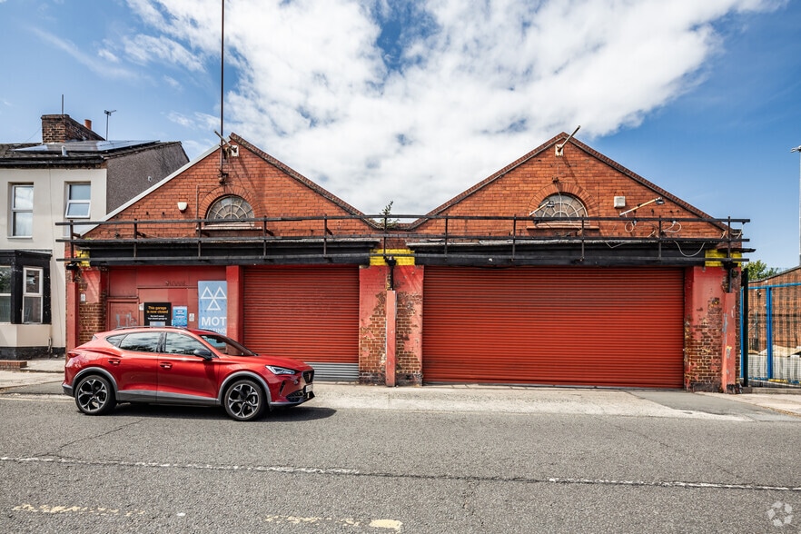 2 Argyle St S, Birkenhead to rent - Building Photo - Image 2 of 2