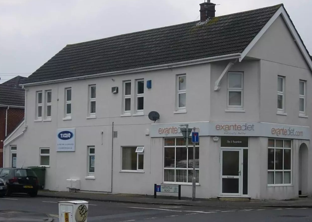 1 Sea View Rd, Poole for sale Primary Photo- Image 1 of 1