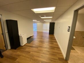 950 Fulton Ave, Sacramento, CA to rent Building Photo- Image 2 of 5