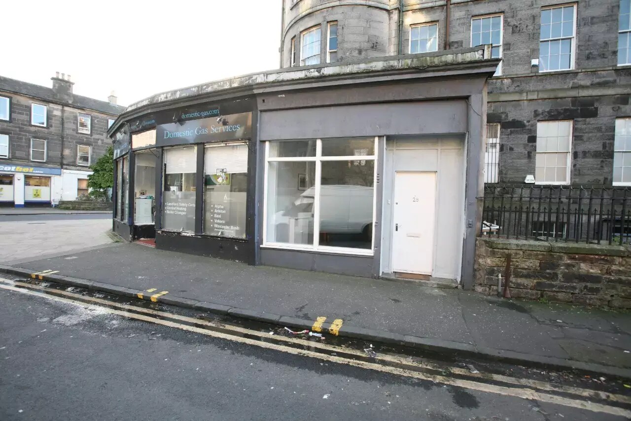 28 Summerside Pl, Edinburgh for sale Building Photo- Image 1 of 1