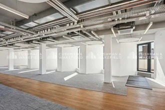 Office in Boulogne-Billancourt to rent Interior Photo- Image 1 of 8