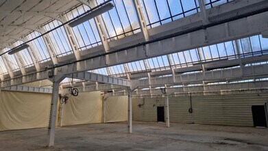 34 Avenue Des Bruyères, Décines-Charpieu to rent Building Photo- Image 2 of 6