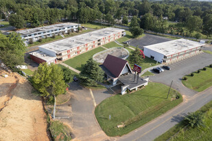 153 Unit Hotel/ Studios - Charlotte NC - Commercial Property