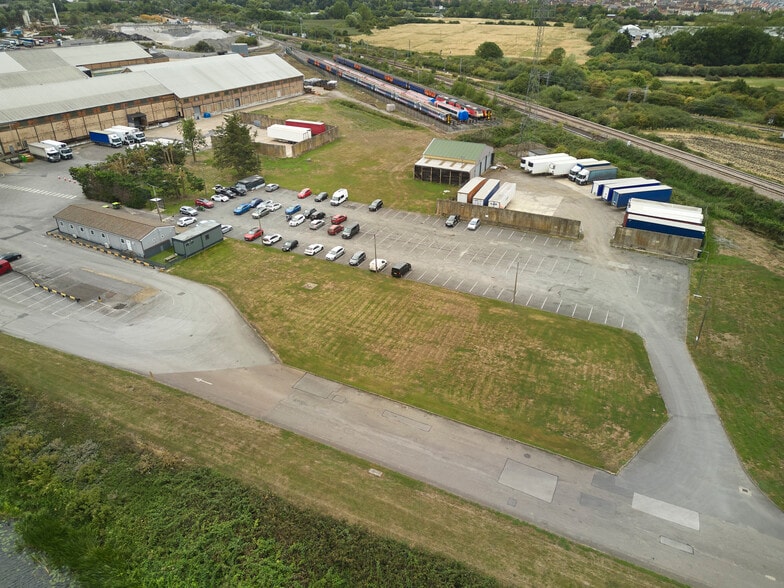Road and Rail Distribution Centre, Queen Adelaide Way, Ely to rent - Aerial - Image 3 of 9