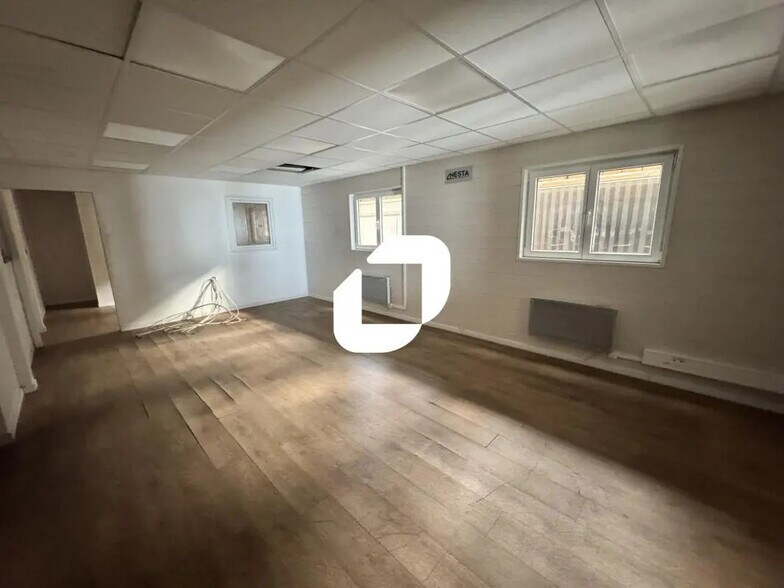 3 Rue Vauban, Mundolsheim to rent - Building Photo - Image 3 of 18