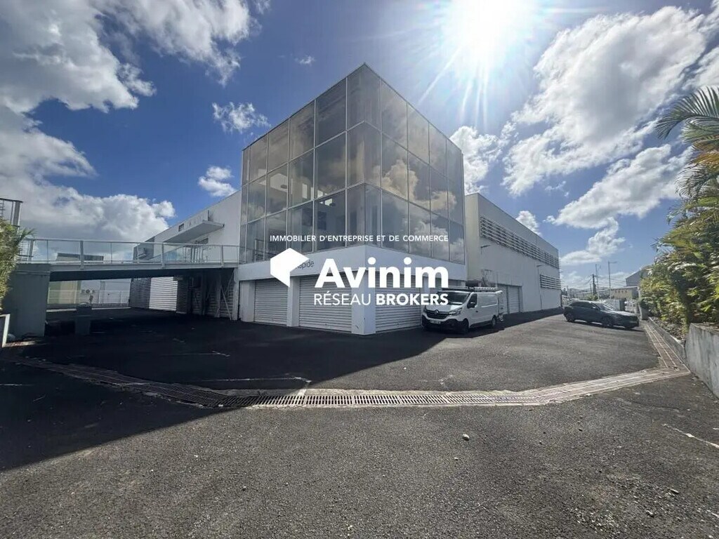 Location Local d'activités 1 170 m² à 3 235 m² - Photo 1