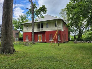 908 Meridian St, Nashville, TN for rent Primary Photo- Image 1 of 6