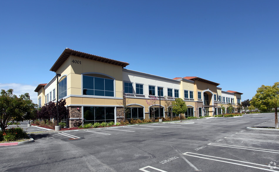 4001 Mission Oaks Blvd, Camarillo, CA for sale - Primary Photo - Image 1 of 1