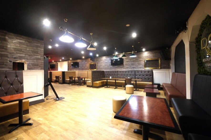 Leytonstone Rd, London to rent - Building Photo - Image 3 of 16