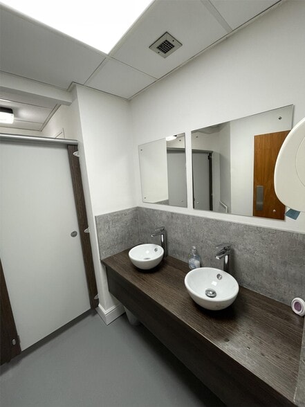 46 Gordon St, Glasgow to rent - Interior Photo - Image 2 of 8