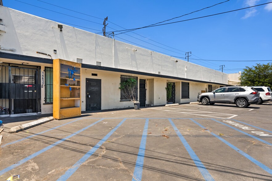 14604 Crenshaw Blvd, Gardena, CA for sale - Building Photo - Image 3 of 52