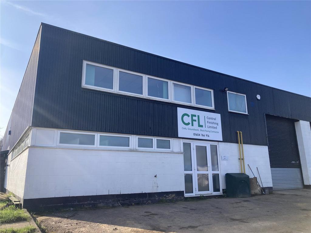 4 Gate Lodge Clos, Northampton for sale Primary Photo- Image 1 of 1