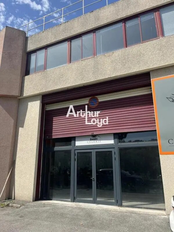Light Industrial in Vallauris to rent Primary Photo- Image 1 of 30
