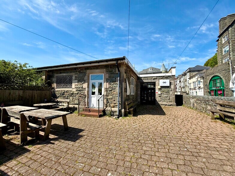 King Edward St, Barmouth for sale - Building Photo - Image 2 of 29