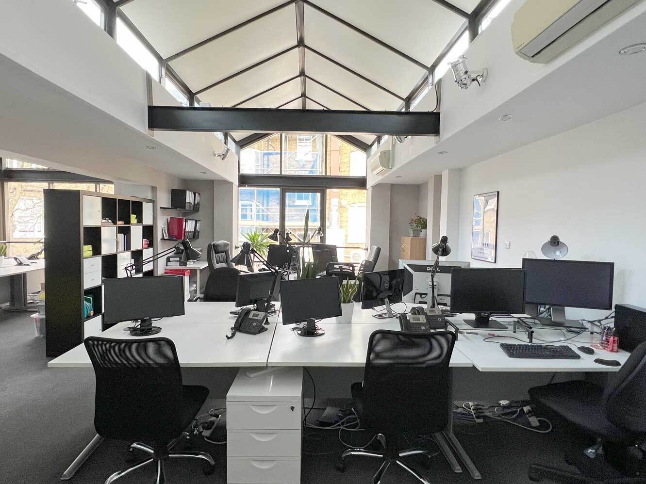 7-8 Crescent Stables, London for sale Interior Photo- Image 1 of 1