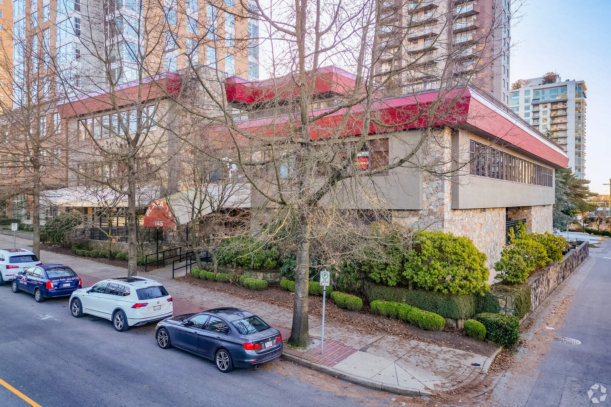 145 W 15th St, North Vancouver, BC for sale Building Photo- Image 1 of 1