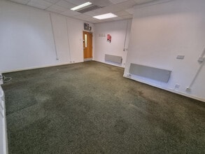 7 Mill St, Trowbridge to rent Interior Photo- Image 2 of 5