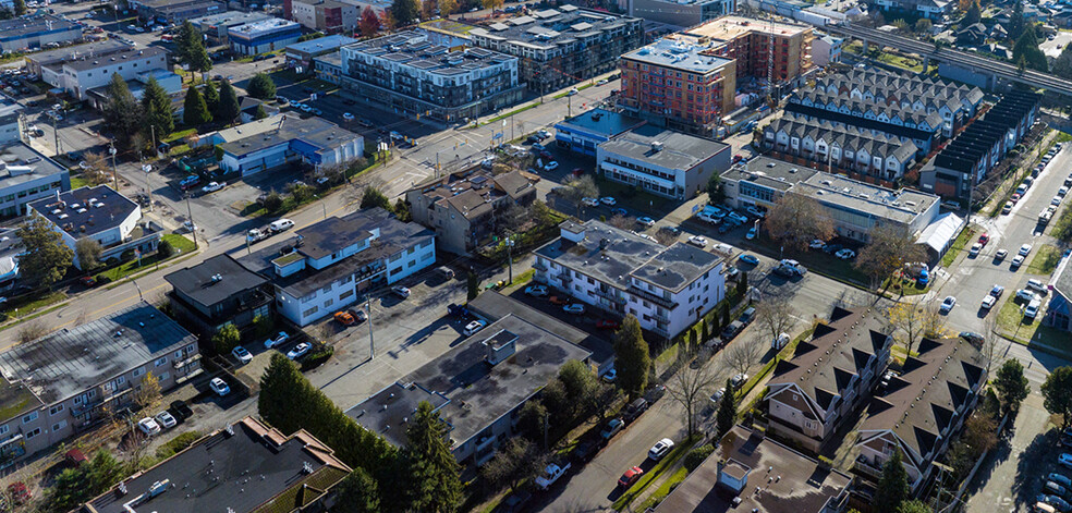 6730 Burlington Av, Burnaby, BC for sale - Aerial - Image 3 of 6