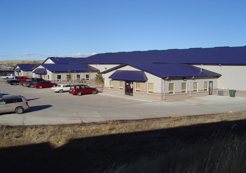 518 N US Highway 14-16, Gillette, WY for rent - Building Photo - Image 1 of 8