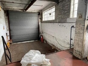 Goulbourne St, Keighley to rent Interior Photo- Image 1 of 3