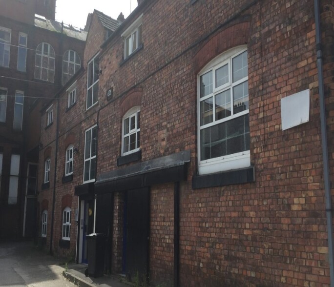 Wallgate, Wigan for rent - Building Photo - Image 1 of 1