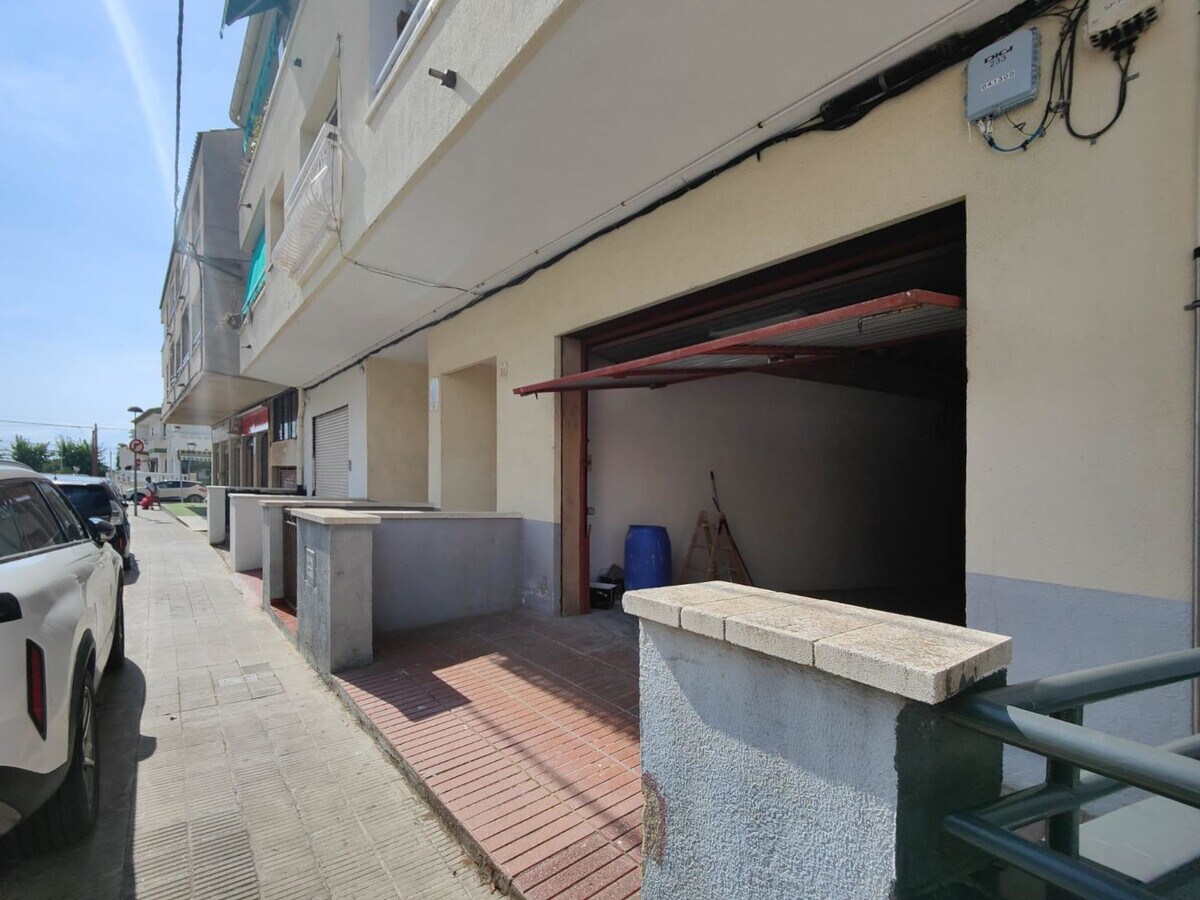 Cunit, TAR 43881 - Unit 1 -  - Interior Photo - Image 1 of 10