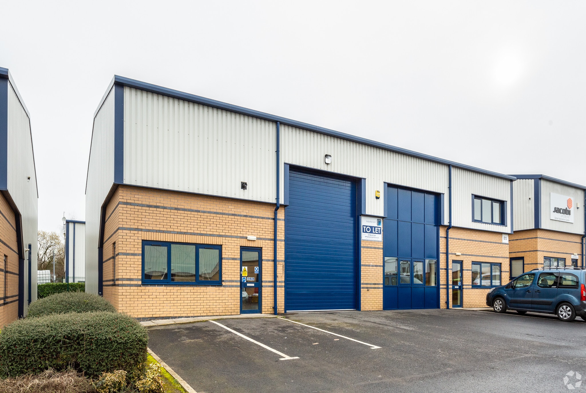 Walter Leigh Way, Leigh to rent Primary Photo- Image 1 of 6