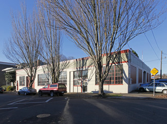 More details for 1321 NE Davis St, Portland, OR - Industrial for Rent