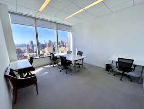 250 W 55th St, New York, NY for rent Interior Photo- Image 1 of 3