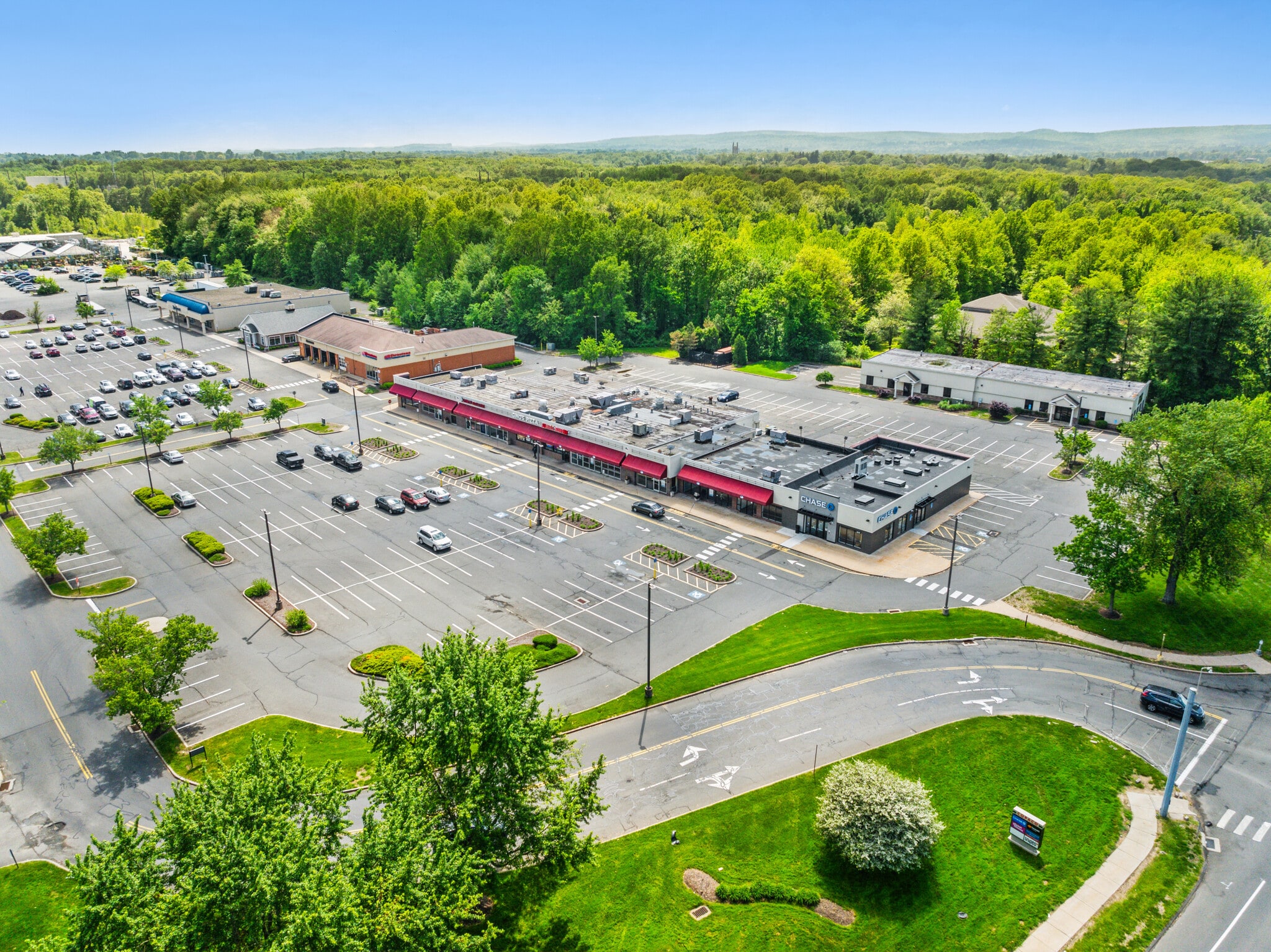 271-421 Cottage Grove Rd, Bloomfield, CT to rent Interior Photo- Image 1 of 1