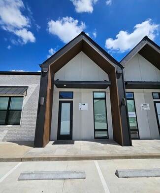 More details for 1325 Main St, Katy, TX - Office for Sale