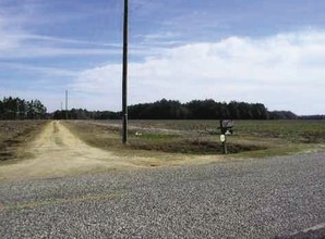 Elizabeth Church Rd, Hazlehurst, GA for sale Building Photo- Image 1 of 1