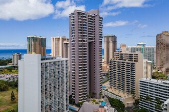 1910 Ala Moana Blvd, Honolulu, HI for sale Primary Photo- Image 1 of 1