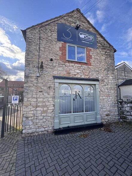 2-7 Buttercross Ct, Tickhill to rent - Building Photo - Image 1 of 10