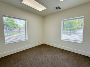 5098 S 1050 W, Riverdale, UT for rent Building Photo- Image 2 of 4