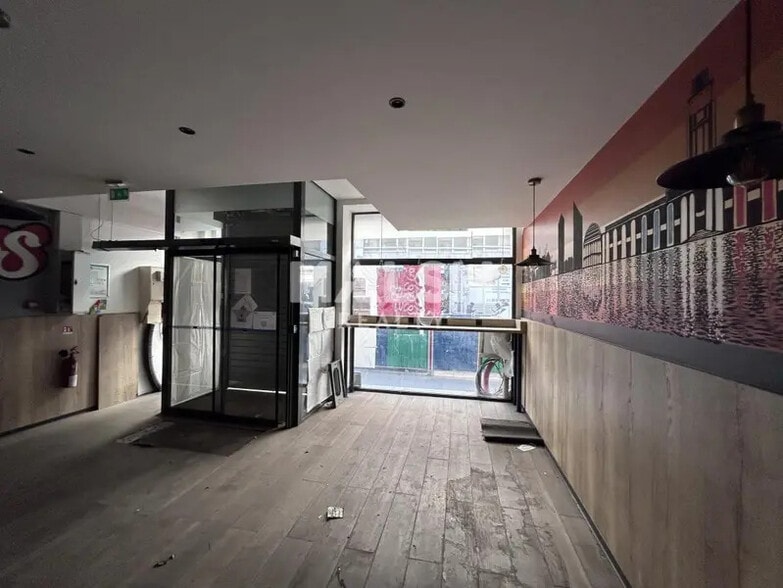Retail in Villeurbanne to rent - Interior Photo - Image 2 of 4
