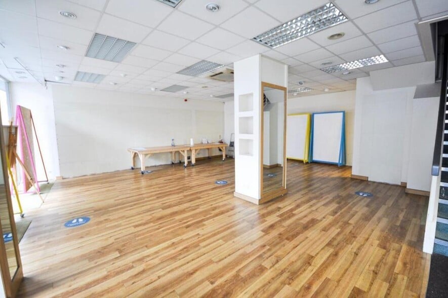 16-22 Harpur St, Bedford to rent - Building Photo - Image 3 of 28