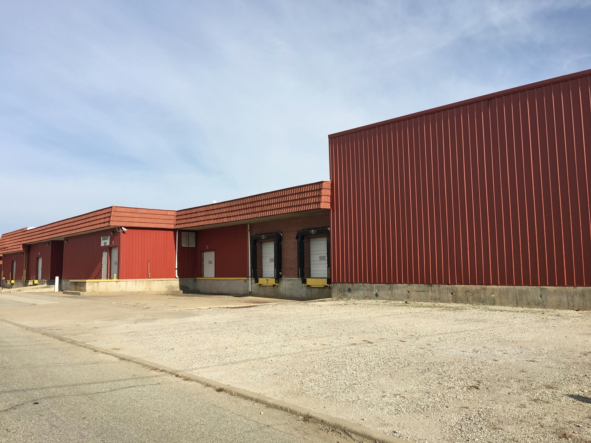 112 N Elm St, Pittsburg, KS for sale Building Photo- Image 1 of 1