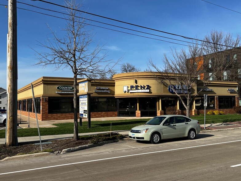 2001 Second St SW, Rochester, MN for rent - Building Photo - Image 1 of 6