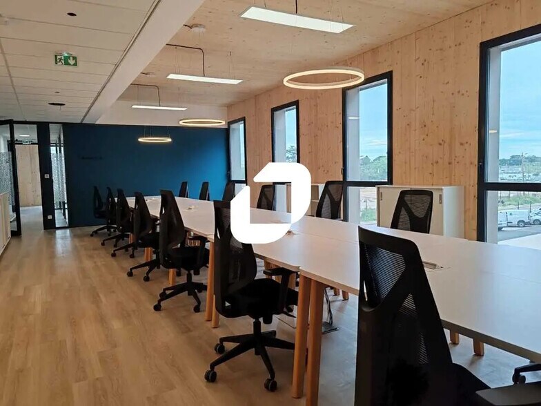 Office in Montpellier to rent - Building Photo - Image 3 of 16