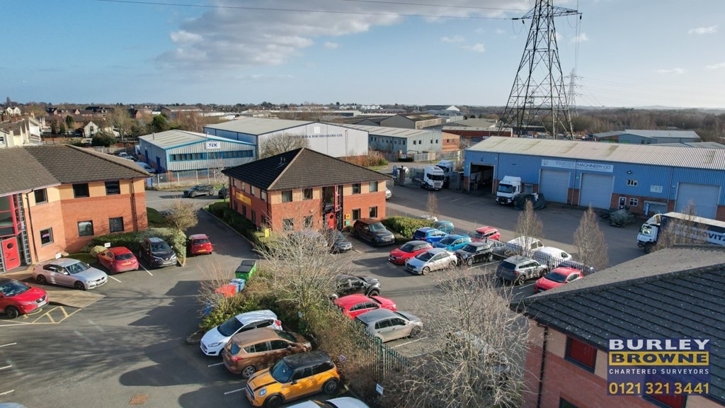 2 Cobbett Rd, Burntwood to rent Building Photo- Image 1 of 3