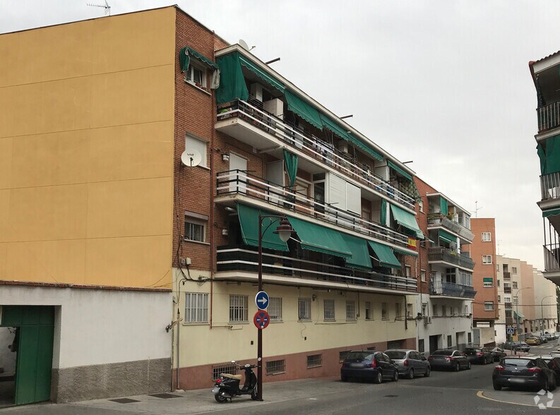 Calle Leopoldo Gimeno, 5, San Sebastián de los Reyes, Madrid for sale - Building Photo - Image 1 of 1