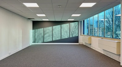 Albert St, Manchester to rent Interior Photo- Image 2 of 7